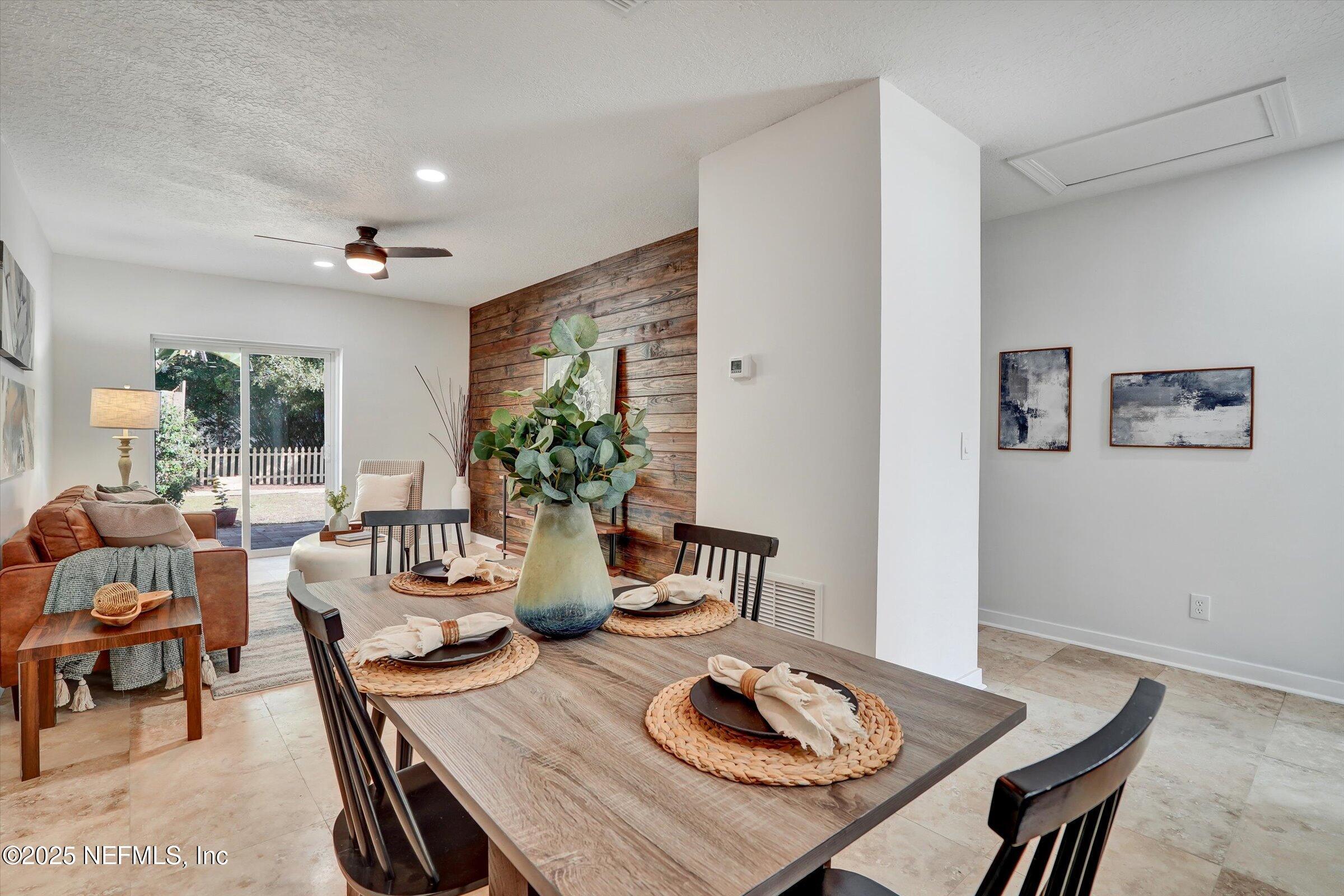 100 PLANTATION POINT Drive