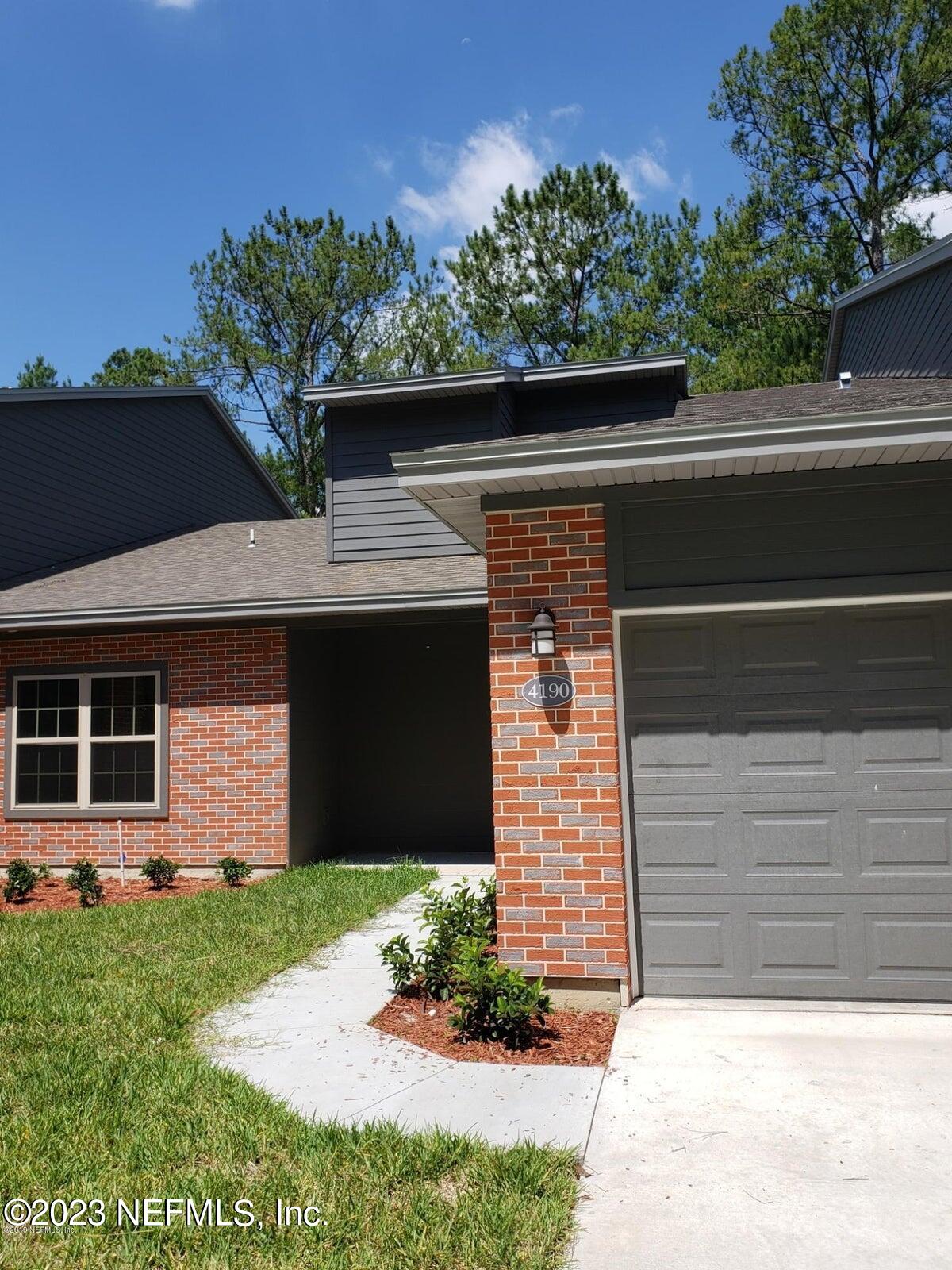 Middleburg, FL home for sale located at 4150 Quiet Creek Loop Unit 133, Middleburg, FL 32068