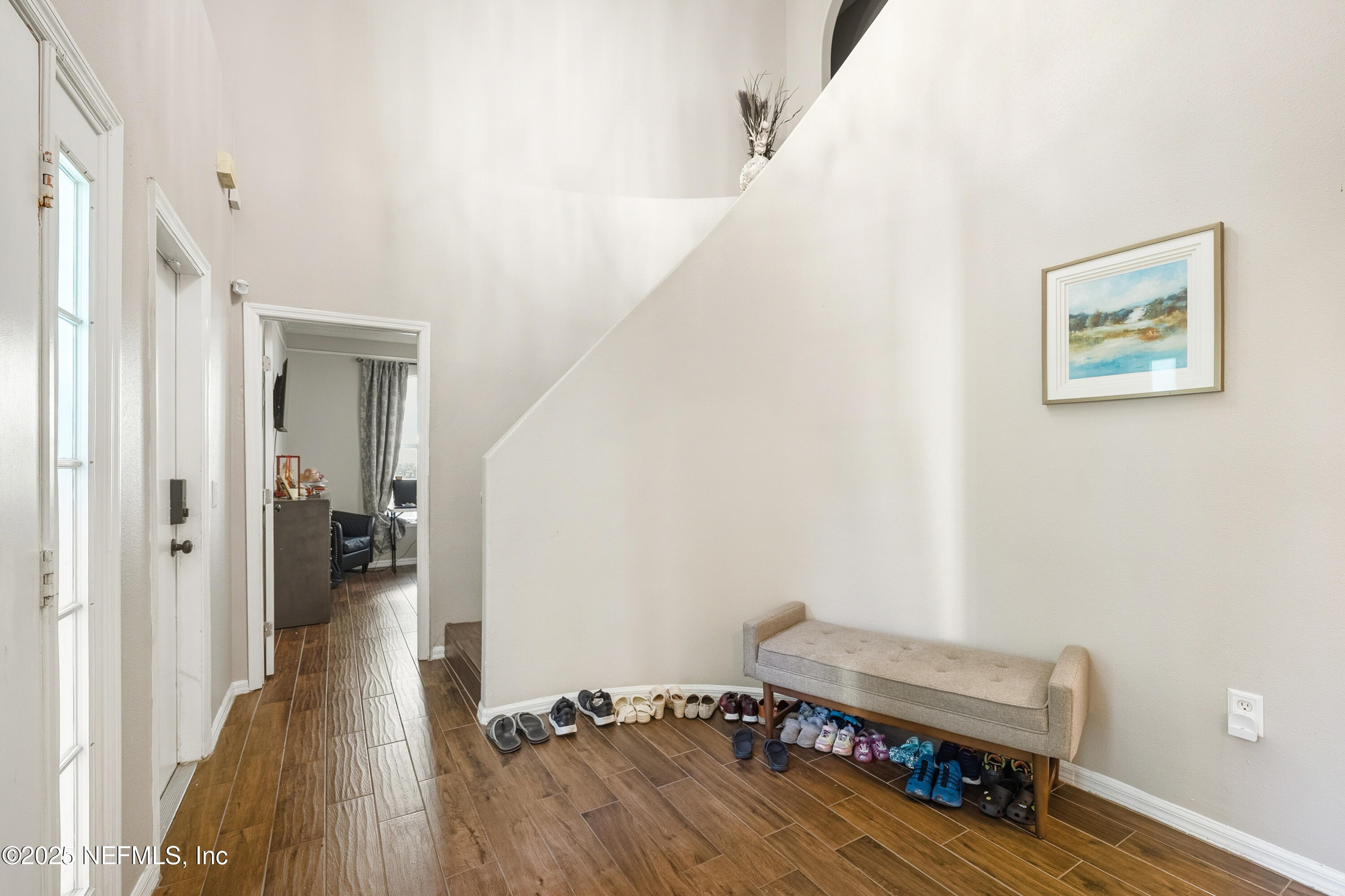 11122 ROBINS NEST Court
