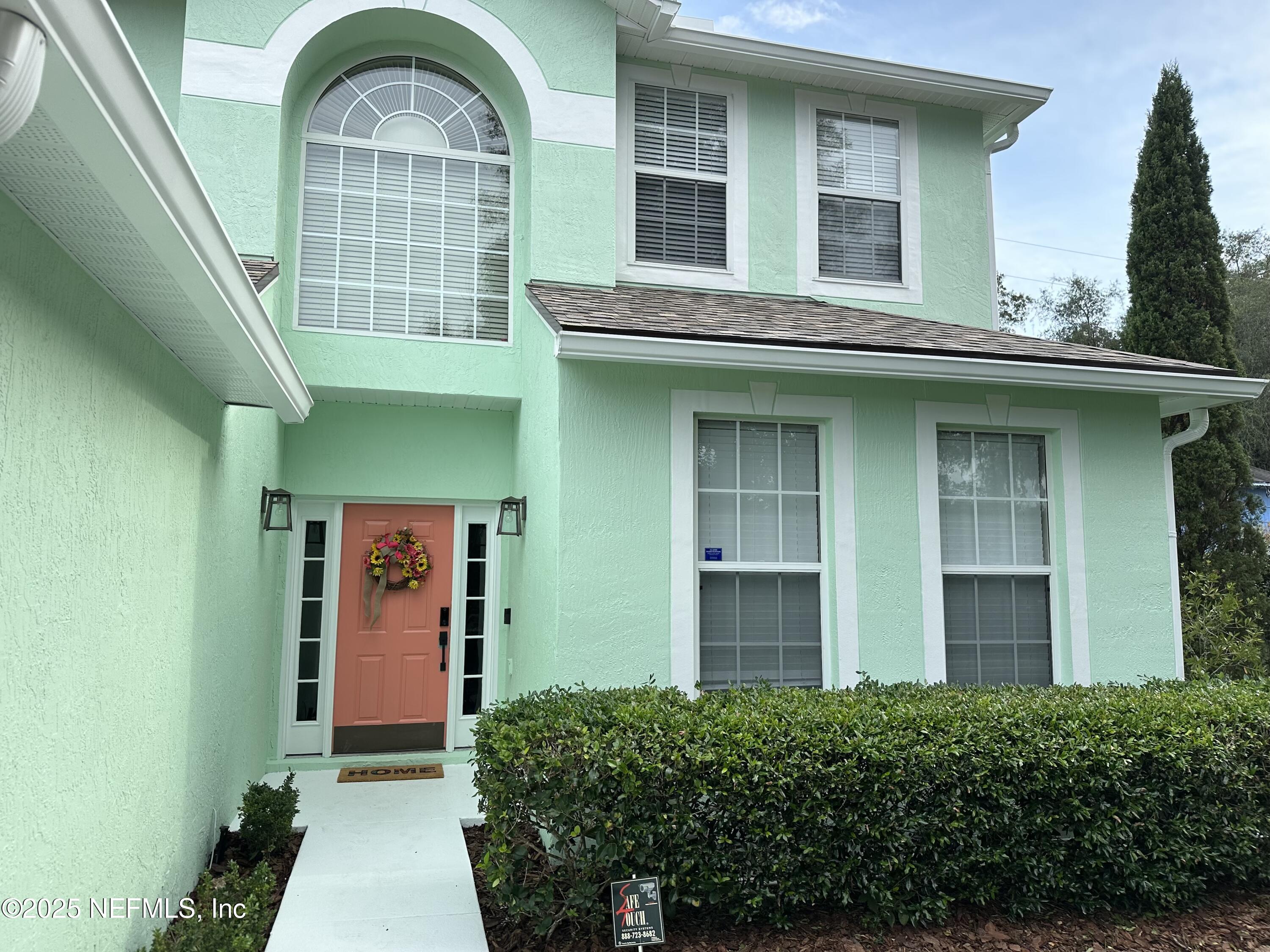 11122 ROBINS NEST Court