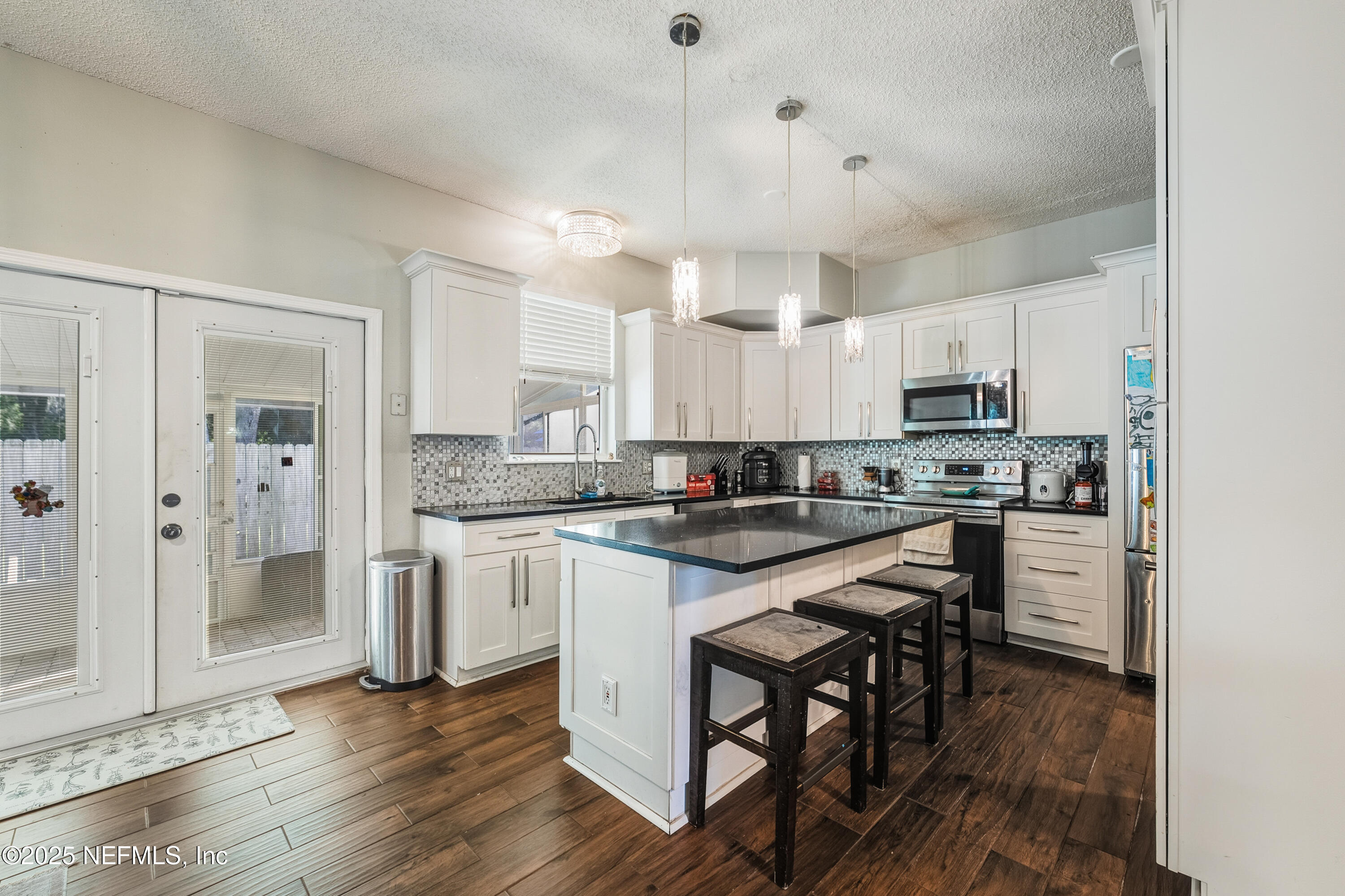 11122 ROBINS NEST Court