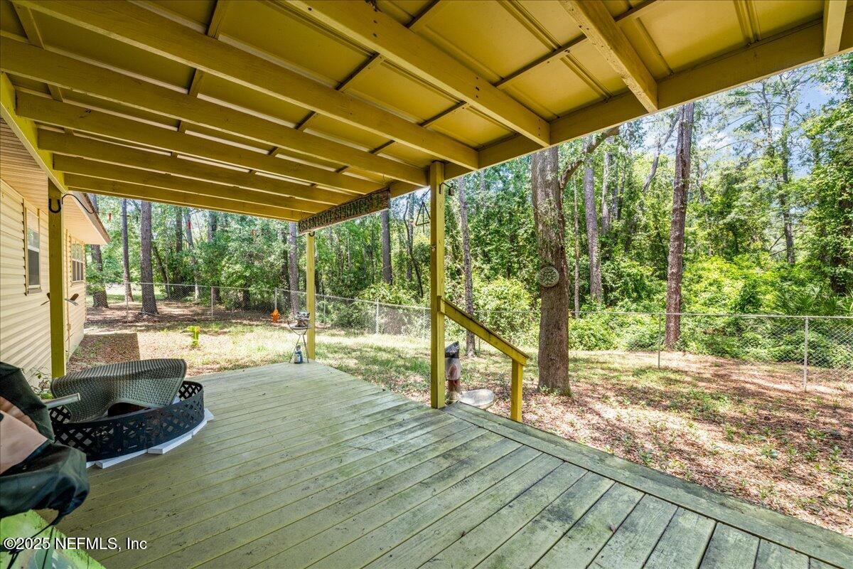 613 ARTHUR MOORE Drive