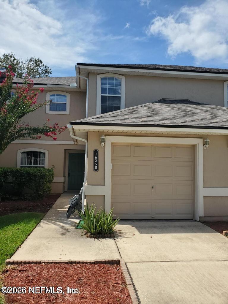 Photo 1 of 36 — 1625 VINELAND Circle B, Fleming Island, FL 32003
