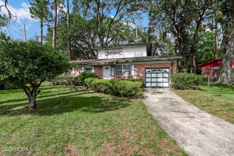 Single Family Residence in Jacksonville FL 7093 BISHOP HATCHER Drive.jpg