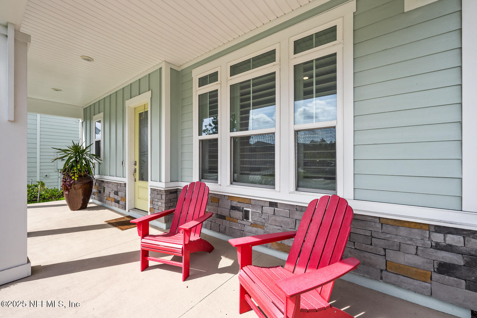 146 BLUE HAMPTON Drive