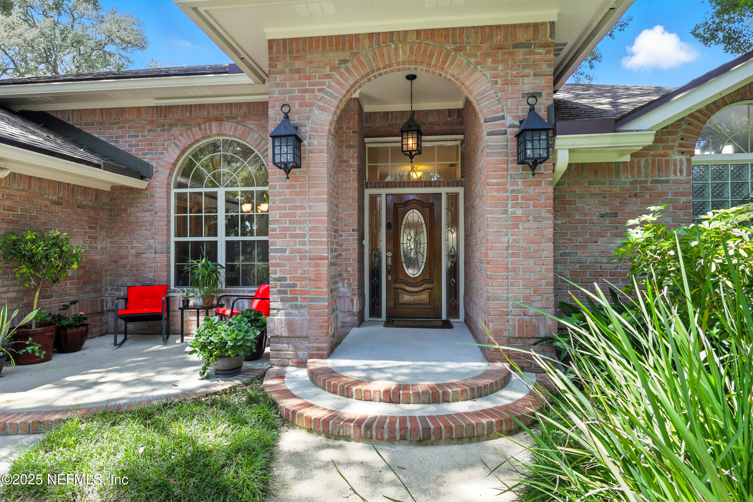 1022 SEAWOOD Drive