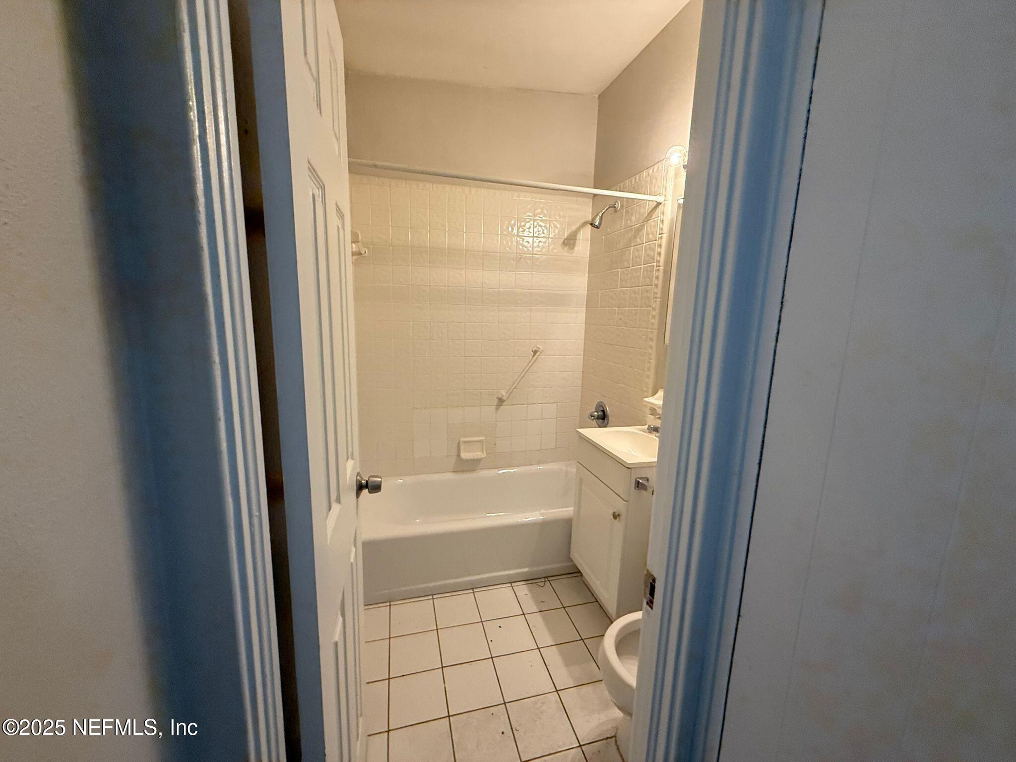 10634 WAKE FOREST Avenue