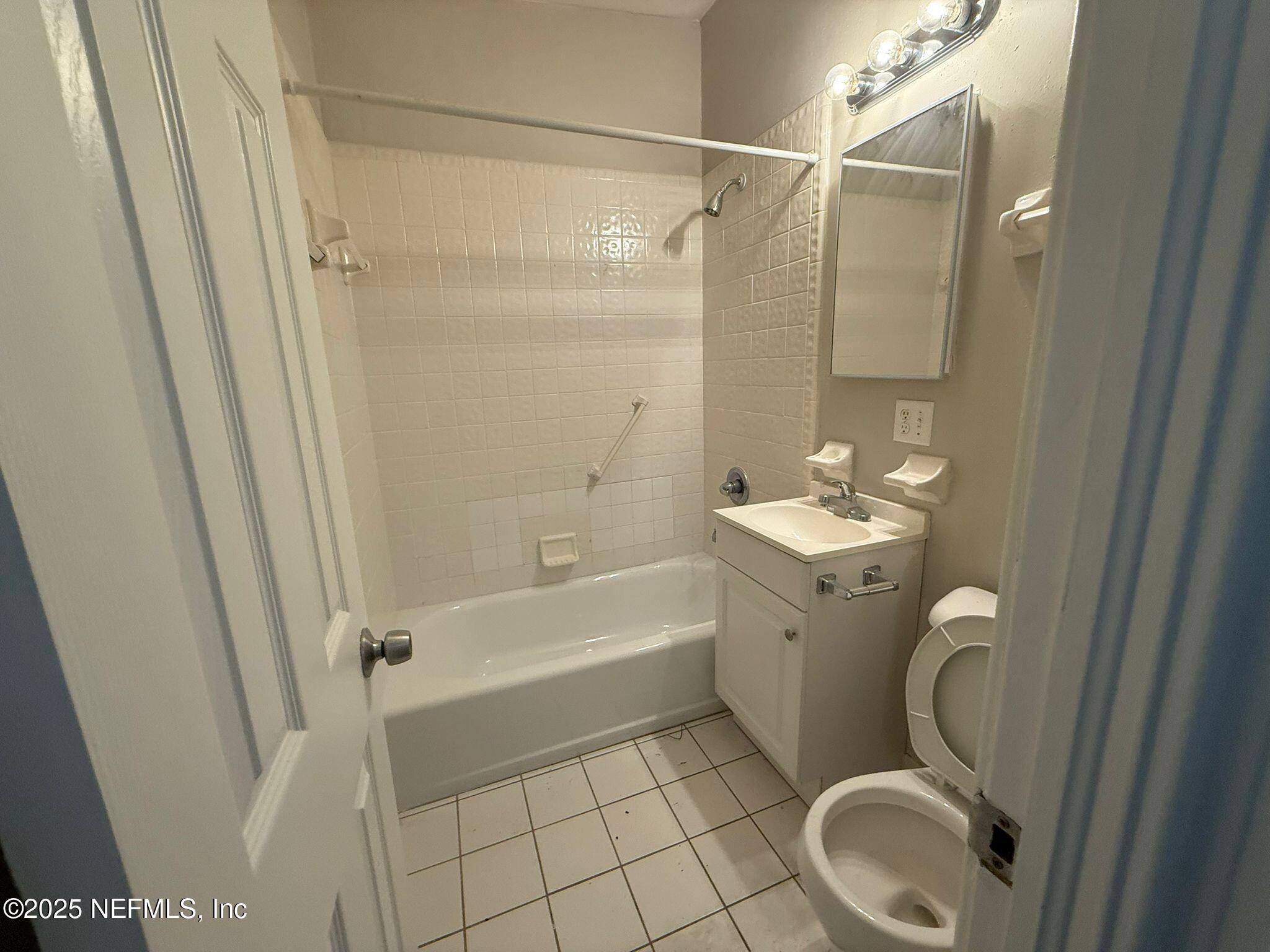 10634 WAKE FOREST Avenue