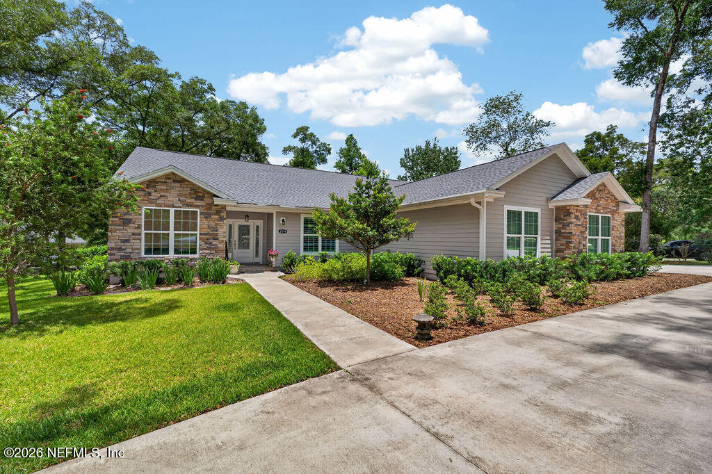 2574 CROOKED CREEK Point