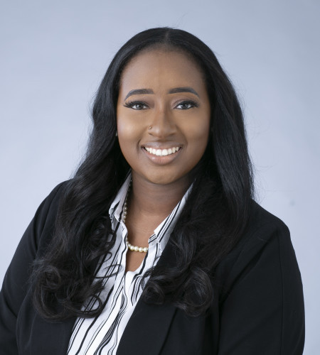 This is a photo of ROSCHEIKA MICKENS. This professional services JACKSONVILLE, FL 32256 and the surrounding areas.