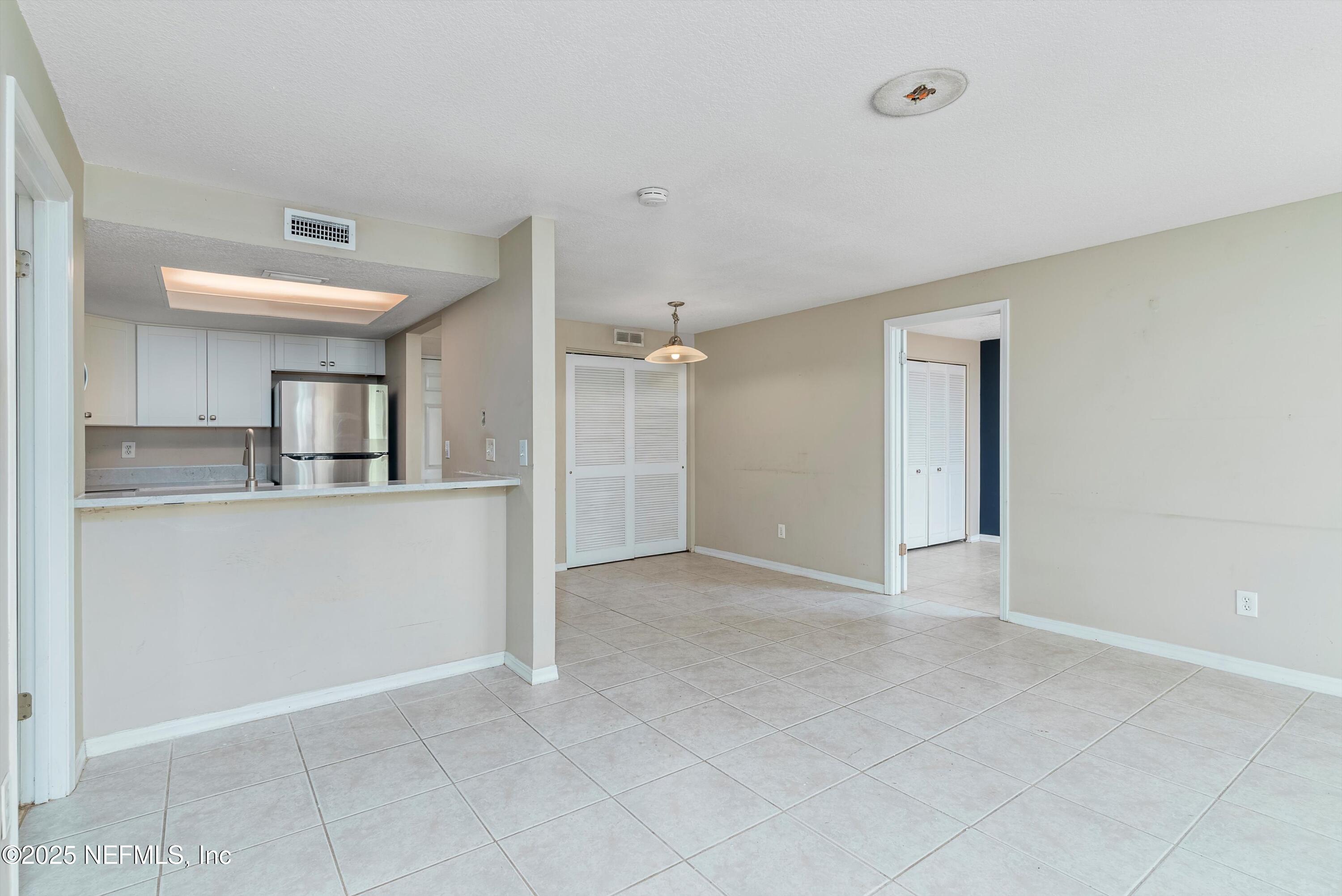 221 6TH Avenue S A