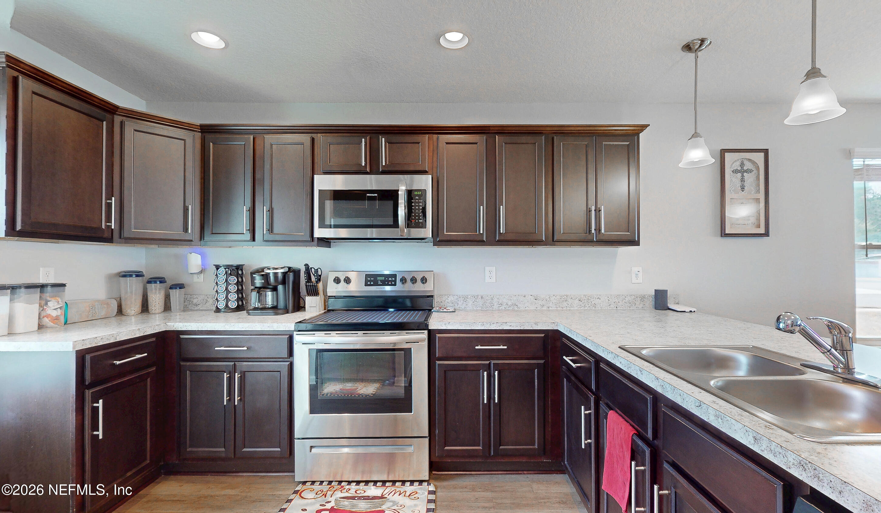 1347 SARAH'S LANDING Drive