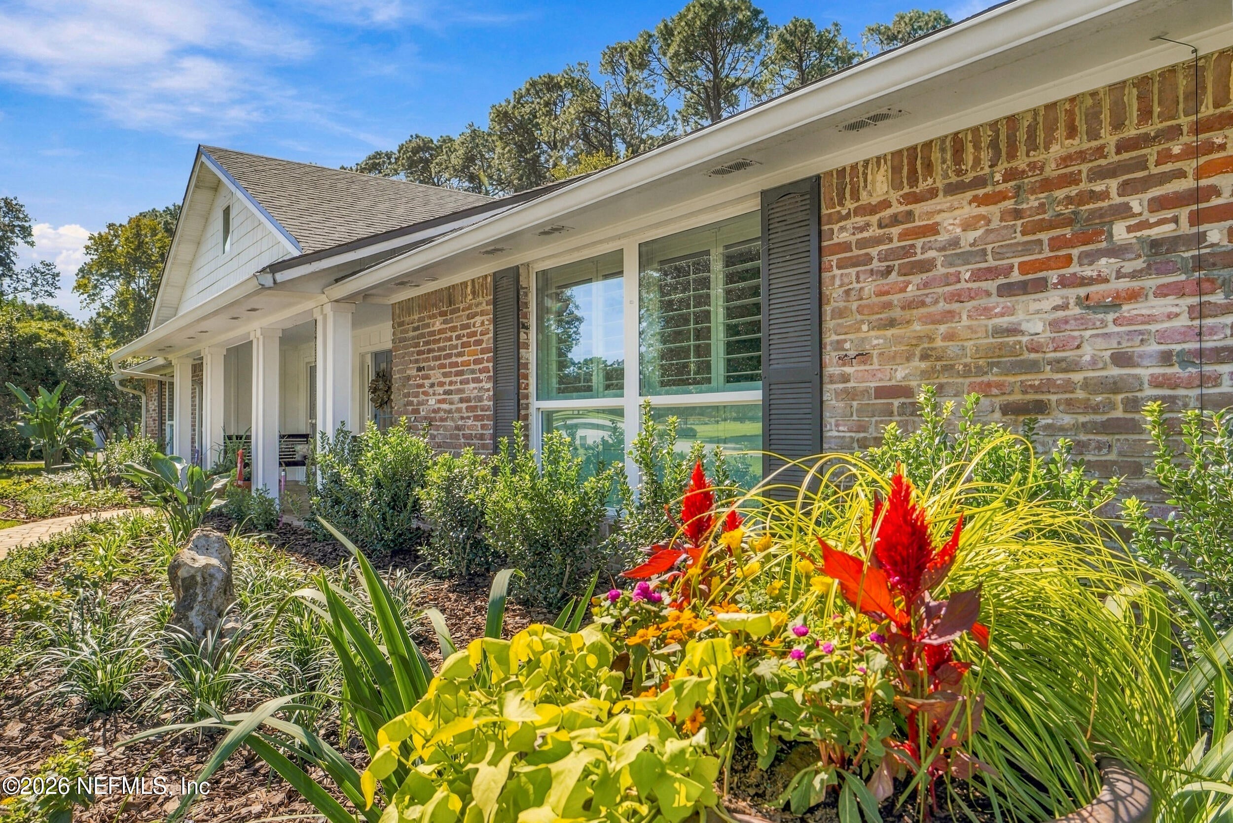 7652 HOLLYRIDGE Circle