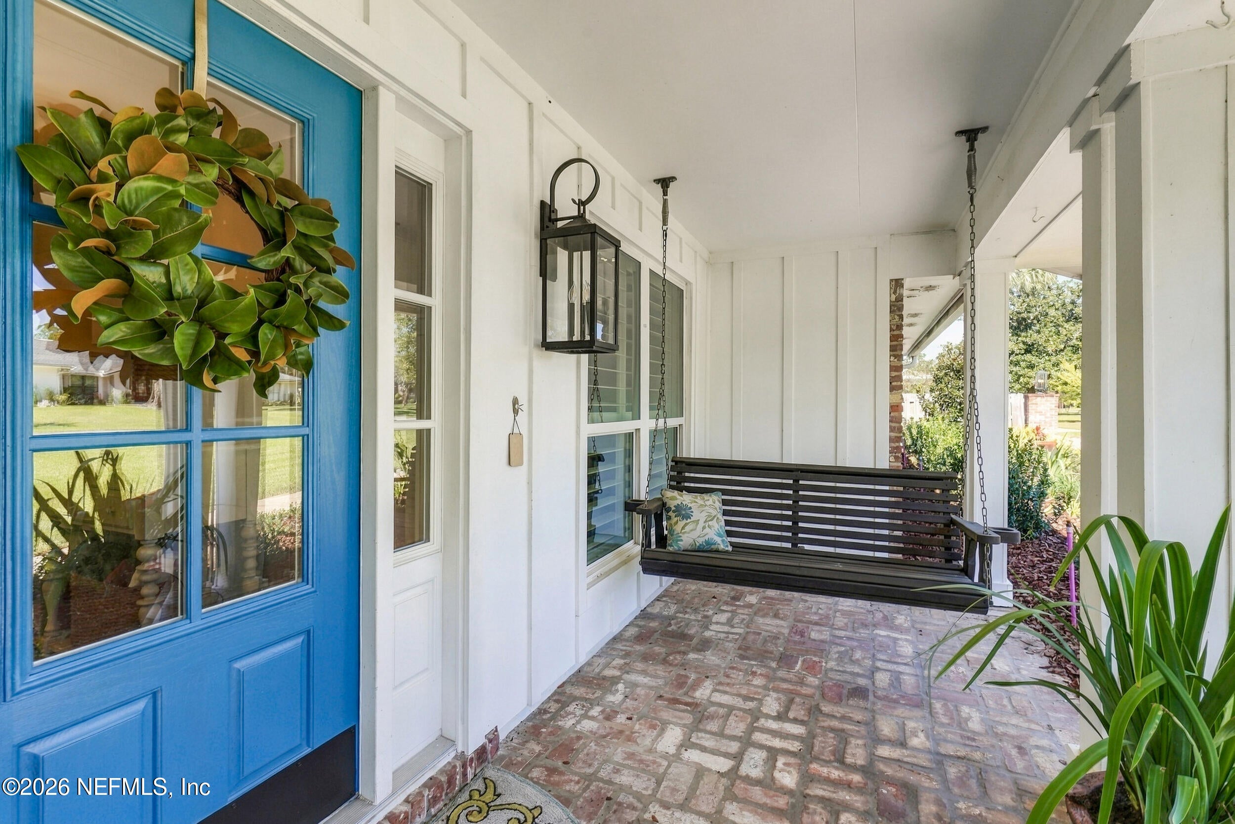 7652 HOLLYRIDGE Circle