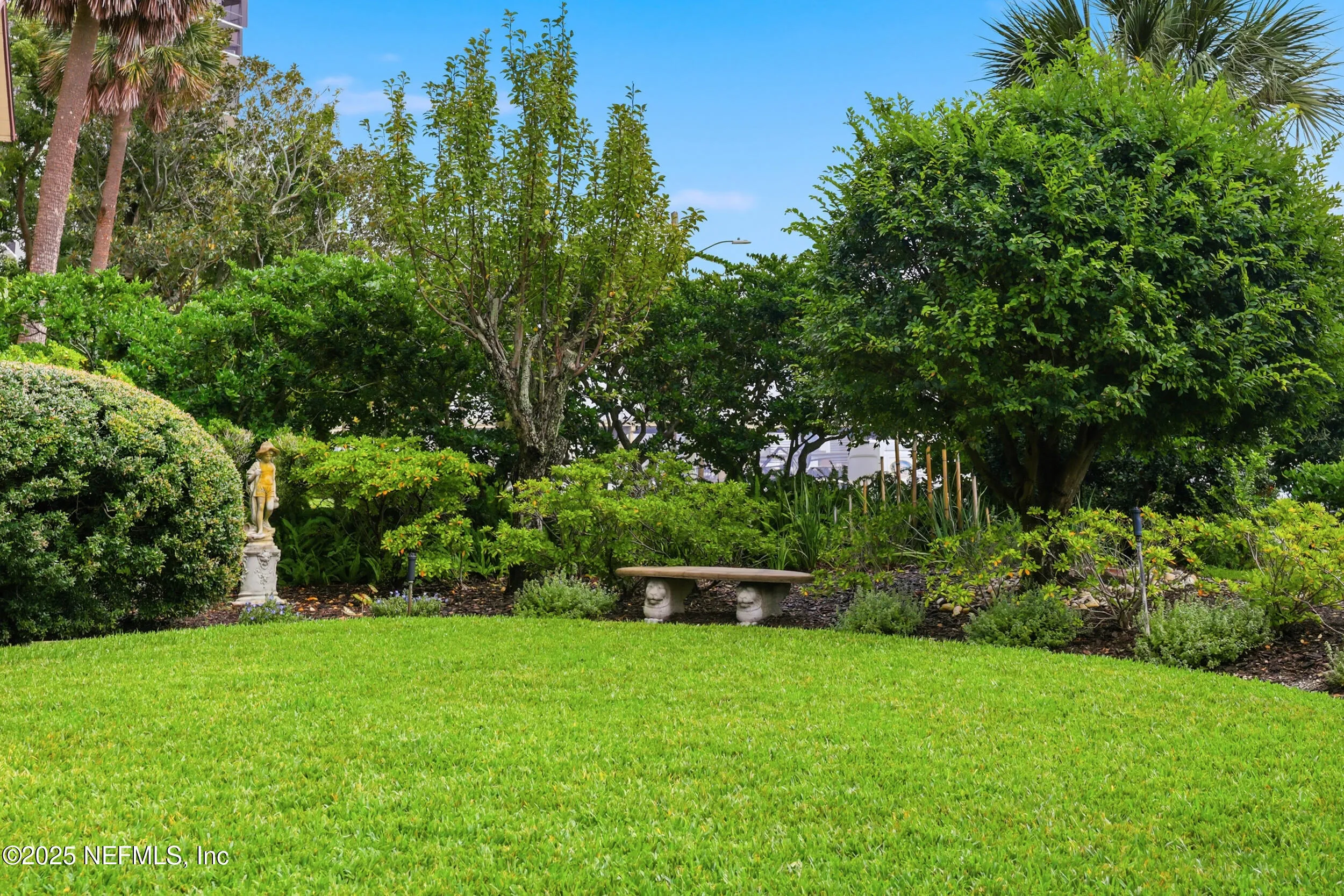 Jacksonville, Florida 32204, United States, 2 Bedrooms Bedrooms, ,4 BathroomsBathrooms,Residential,Pending,233160