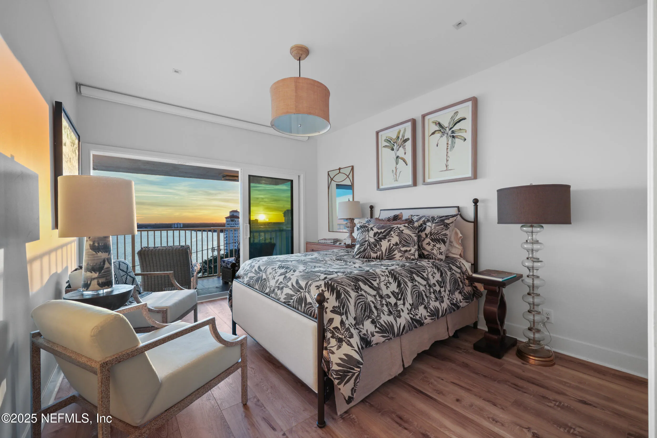 Jacksonville, Florida 32204, United States, 2 Bedrooms Bedrooms, ,4 BathroomsBathrooms,Residential,Pending,233160