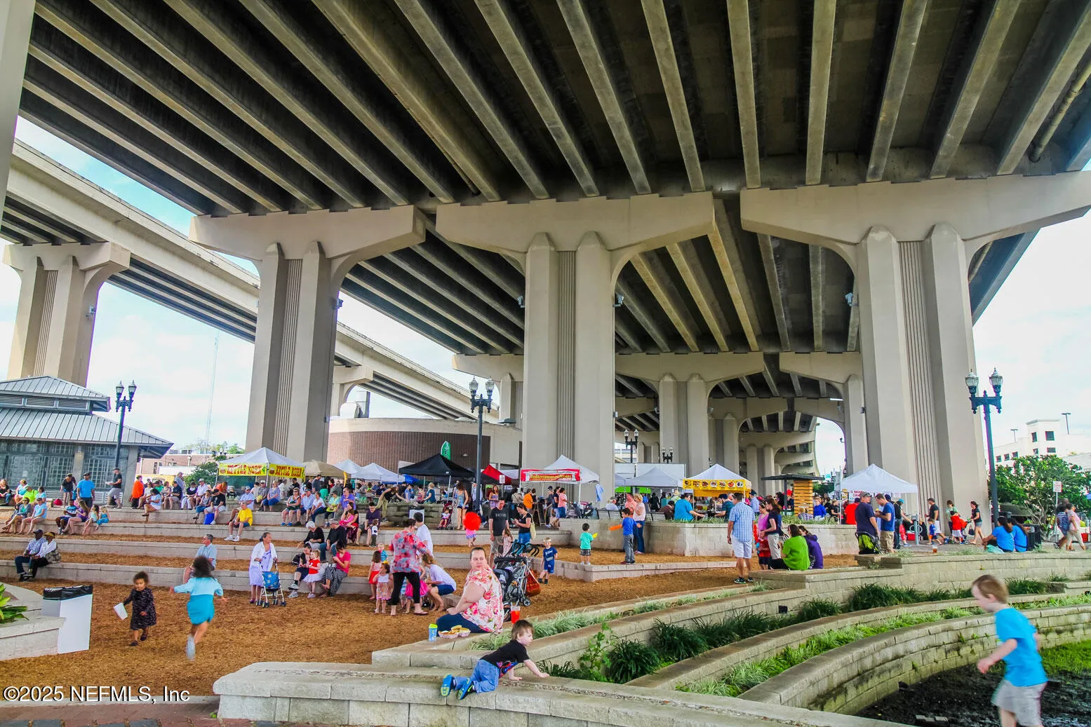 Jacksonville, Florida 32204, United States, 2 Bedrooms Bedrooms, ,4 BathroomsBathrooms,Residential,Pending,233160