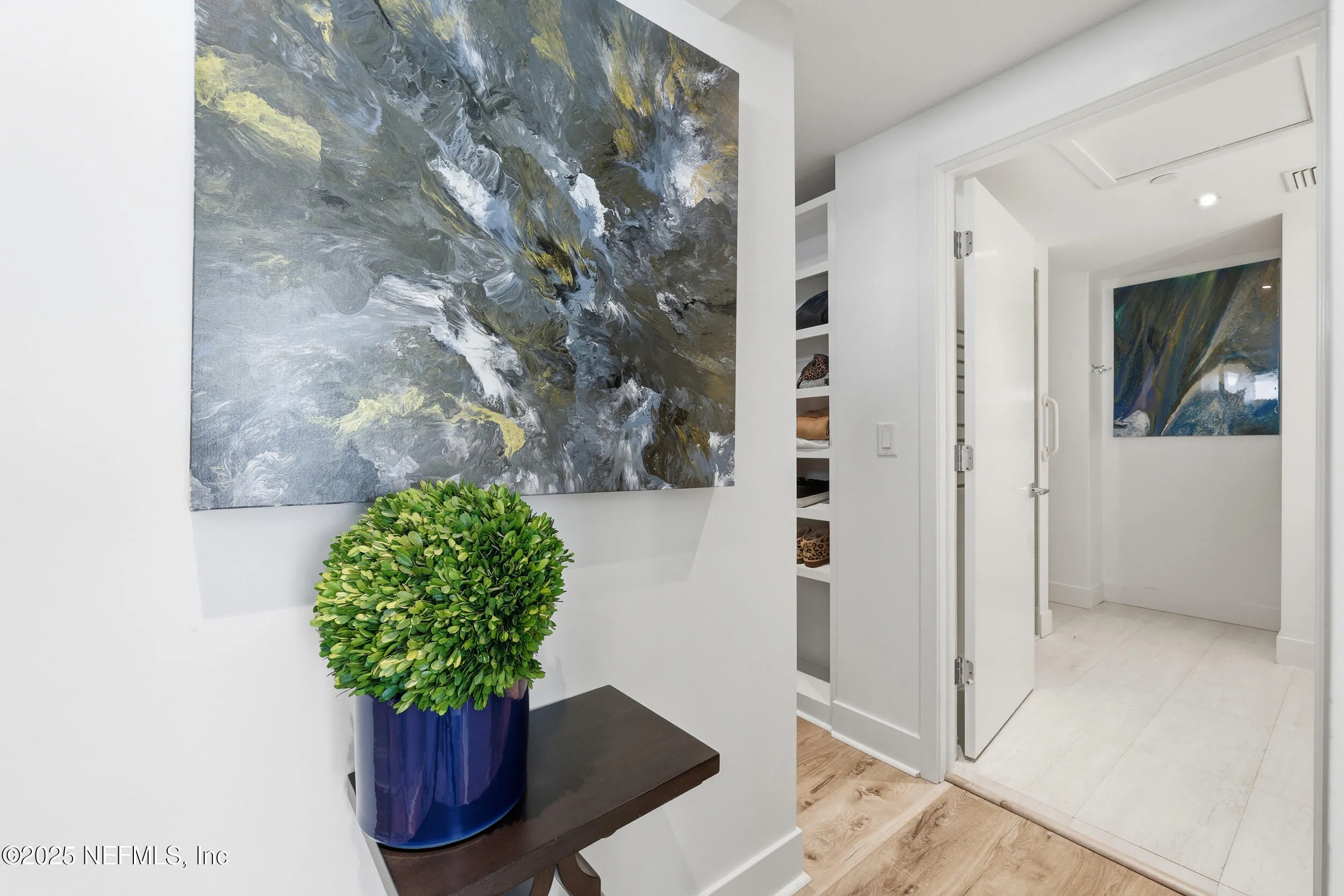 Jacksonville, Florida 32204, United States, 2 Bedrooms Bedrooms, ,4 BathroomsBathrooms,Residential,Pending,233160