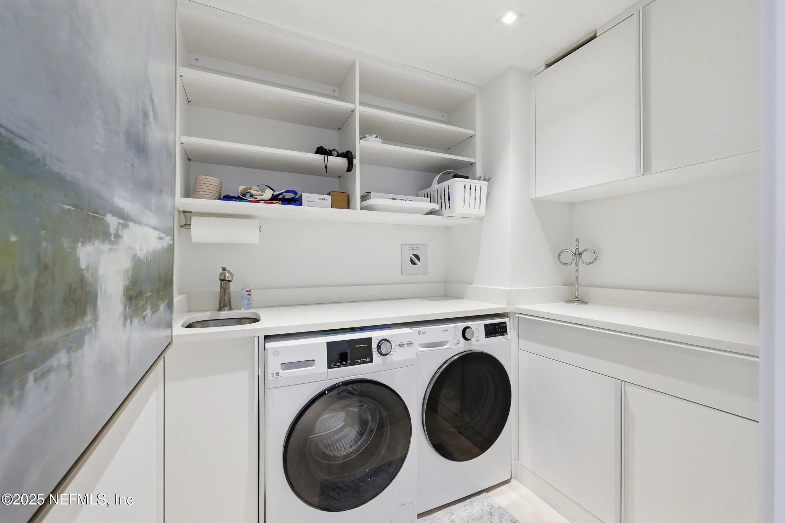 Jacksonville, Florida 32204, United States, 2 Bedrooms Bedrooms, ,4 BathroomsBathrooms,Residential,Pending,233160