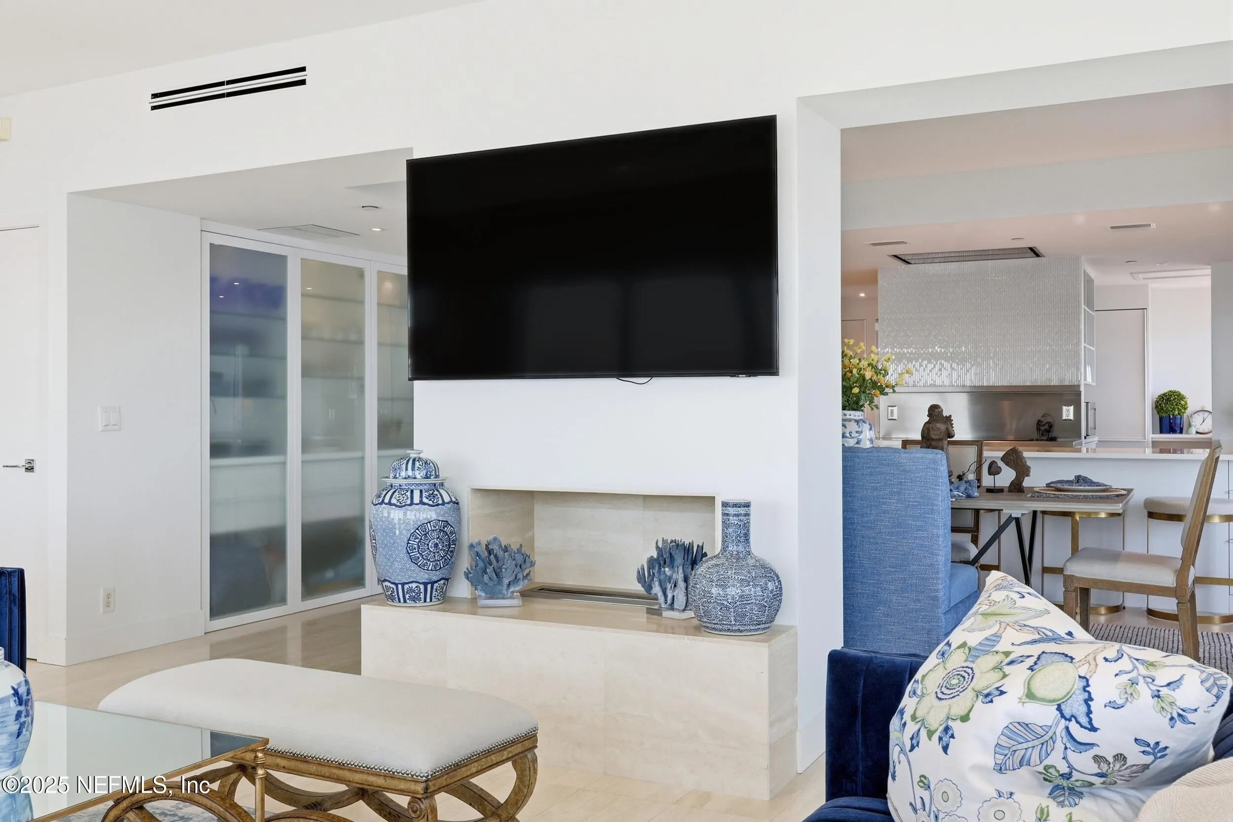 Jacksonville, Florida 32204, United States, 2 Bedrooms Bedrooms, ,4 BathroomsBathrooms,Residential,Pending,233160