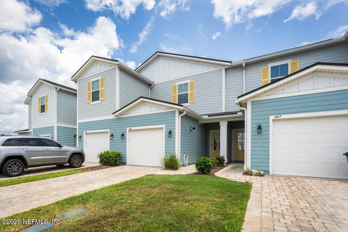 363 BRANDON LAKES Drive