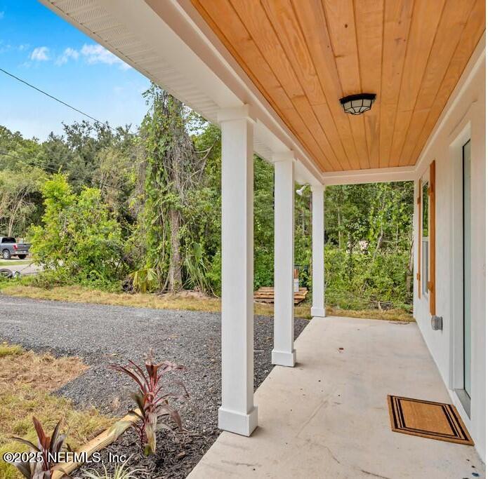 110 BIG APPLE Road