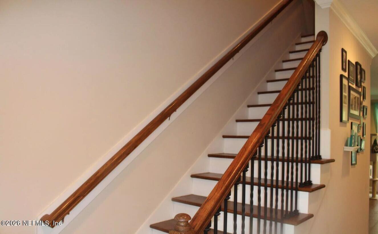 98 MAGNOLIA CREEK Walk