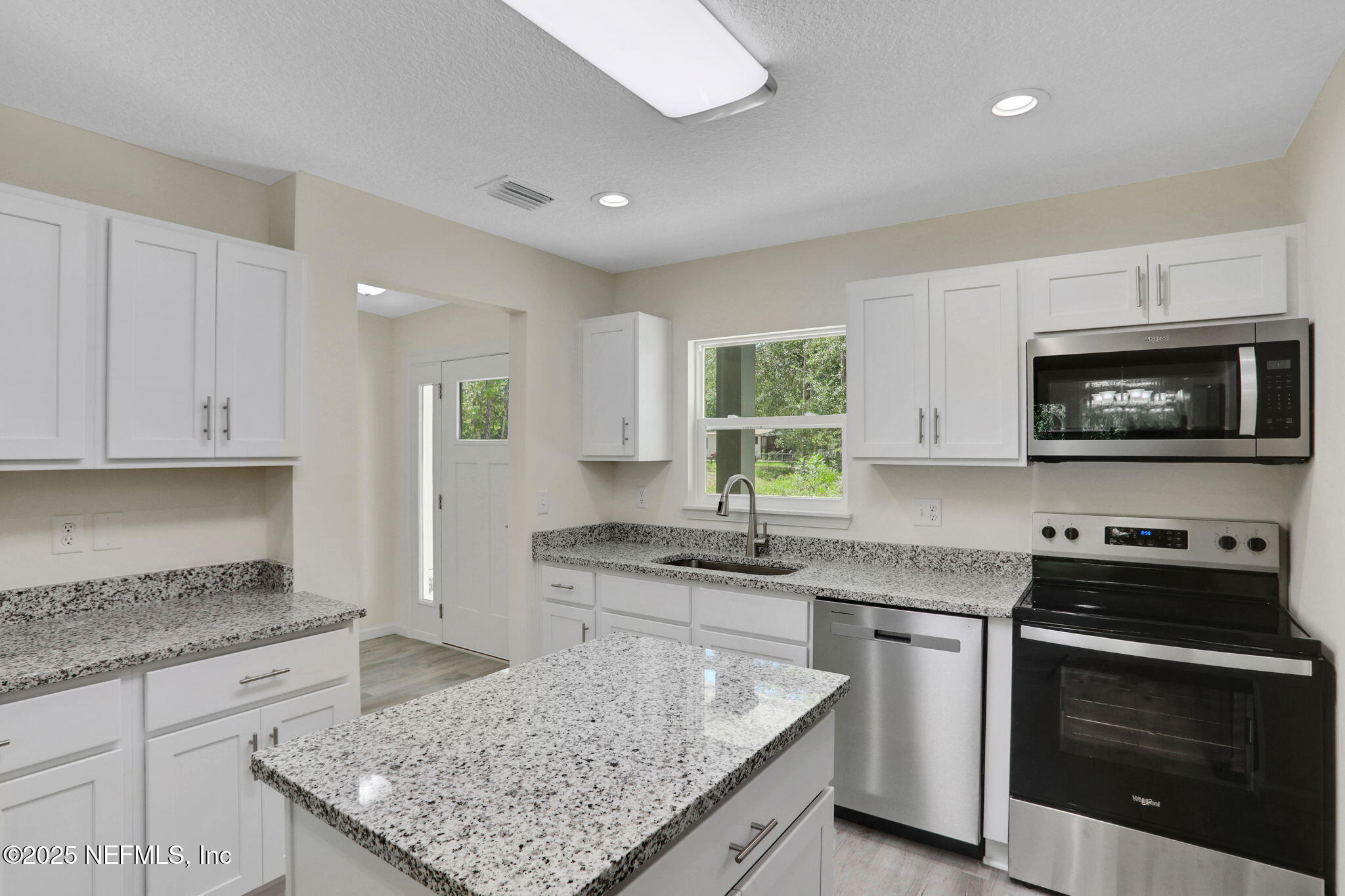 2265 S MIMOSA Avenue