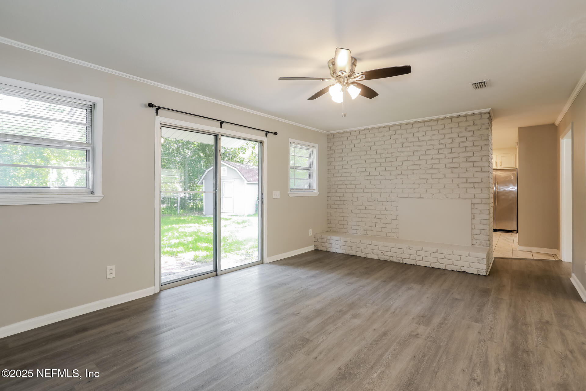 1728 LONDONDERRY Road