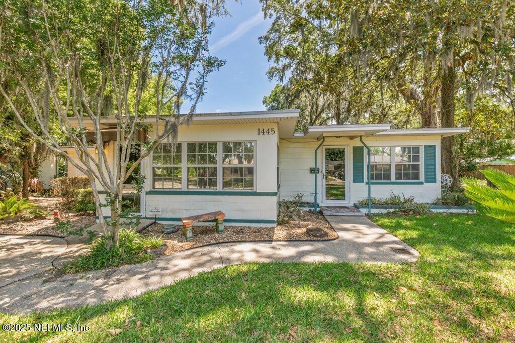 1445 SOMERVILLE Road