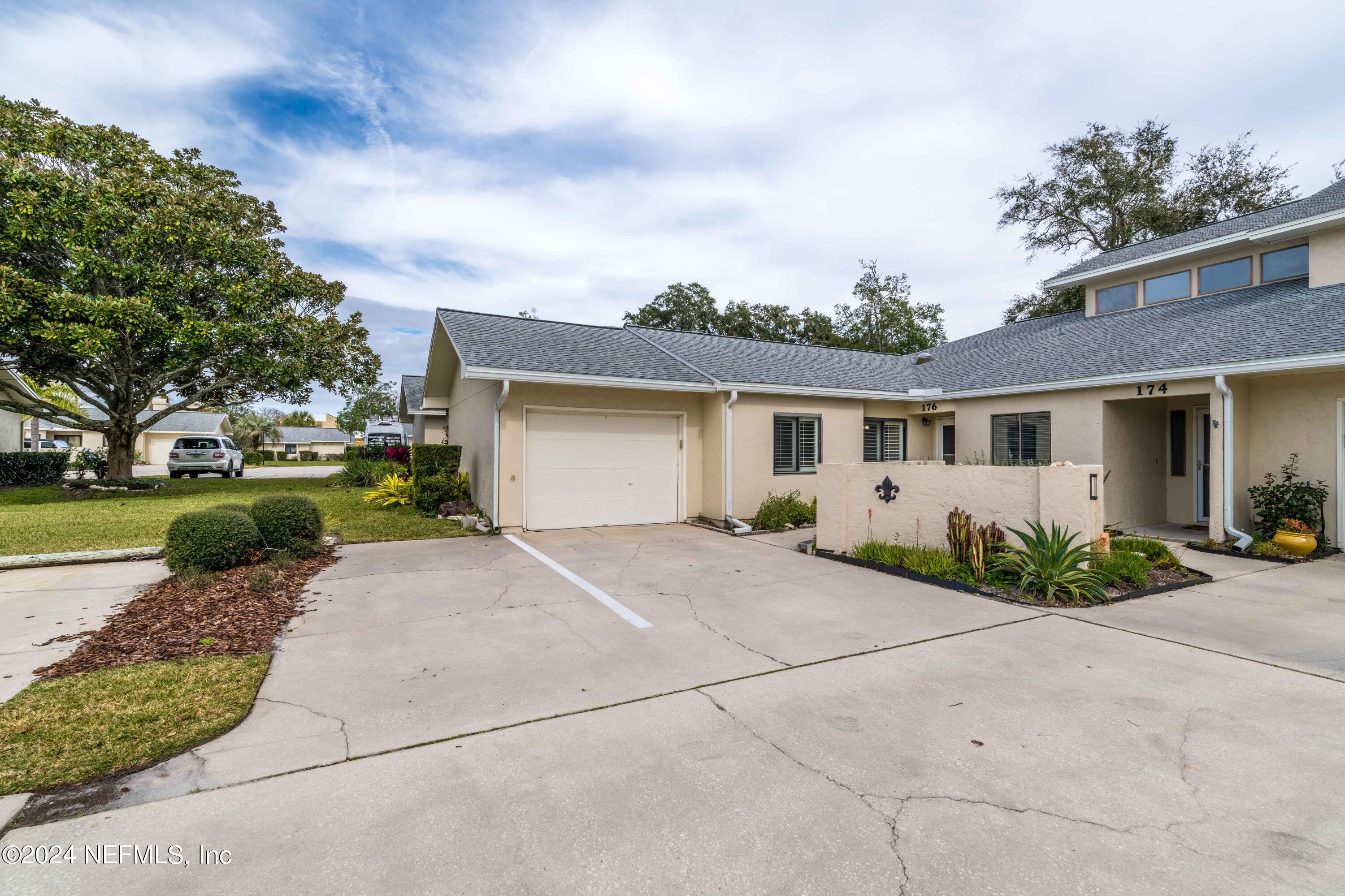 Ponte Vedra Beach, FL home for sale located at 176 La Pasada Circle S, Ponte Vedra Beach, FL 32082