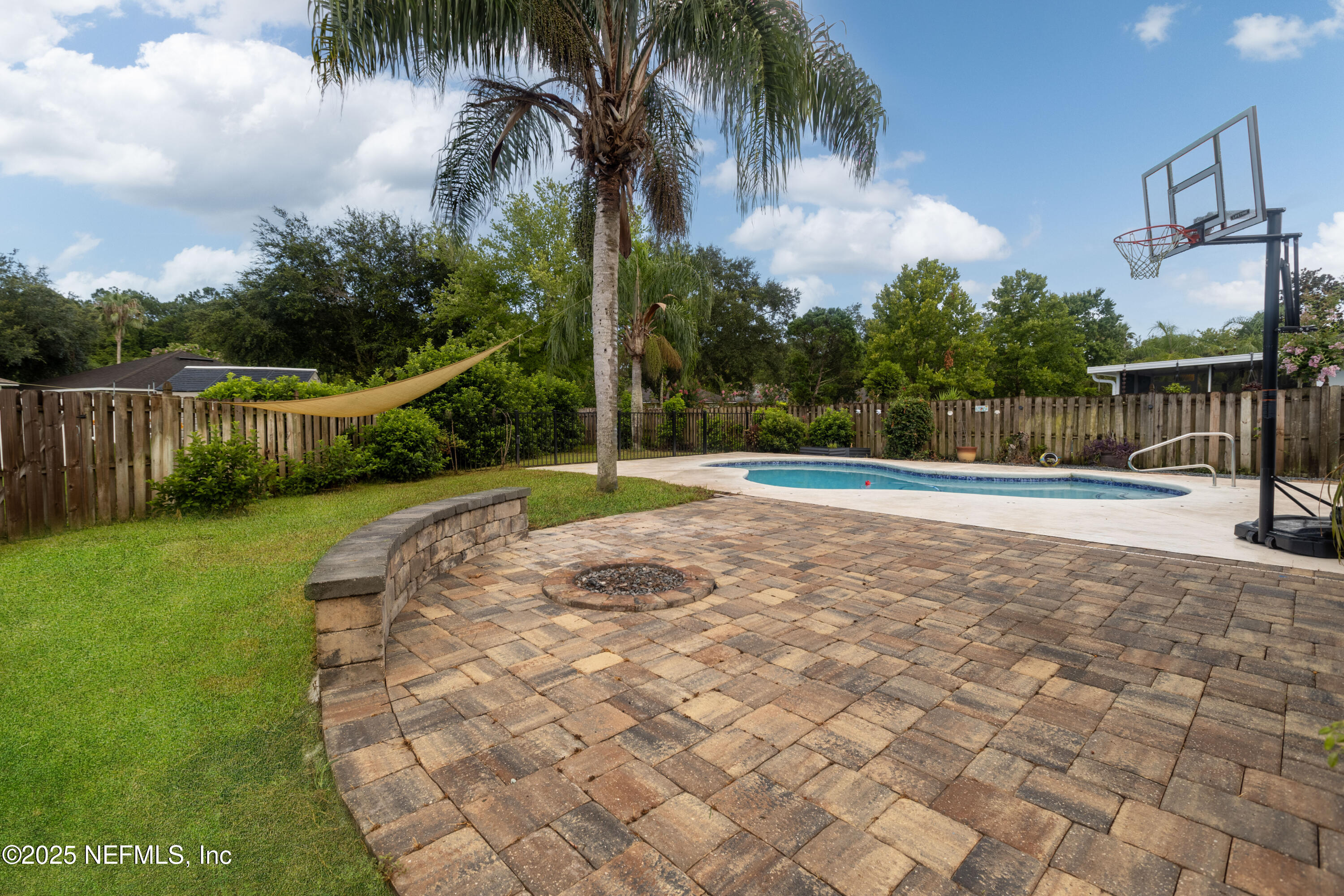 528 PROSPERITY LAKE Drive