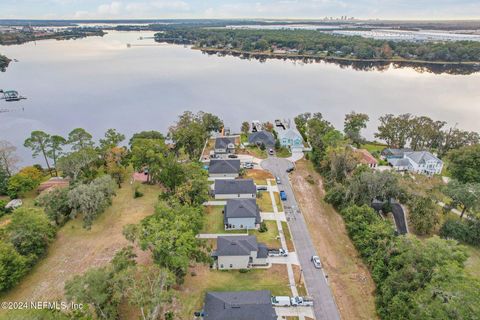 A home in Jacksonville