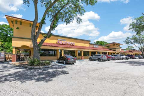 Photo of 1301 MONUMENT Road #11, Jacksonville, FL 32225 (MLS # 2146056)