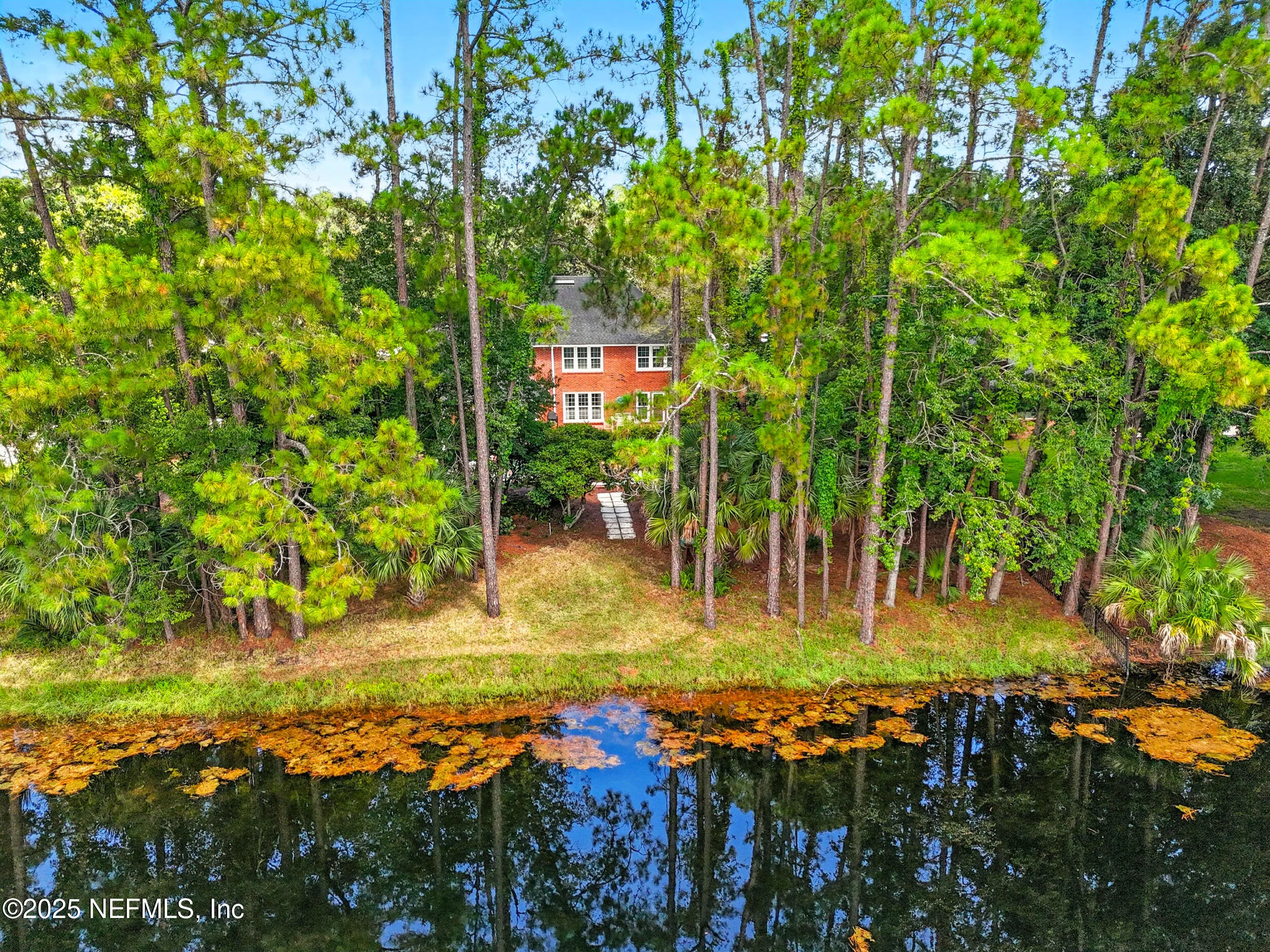 Jacksonville, Florida 32256, United States, 4 Bedrooms Bedrooms, ,4 BathroomsBathrooms,Residential,Pending,185507