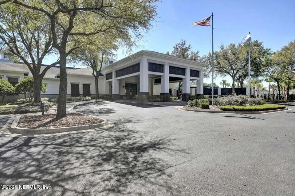 Jacksonville, Florida 32256, United States, 4 Bedrooms Bedrooms, ,4 BathroomsBathrooms,Residential,Pending,185507