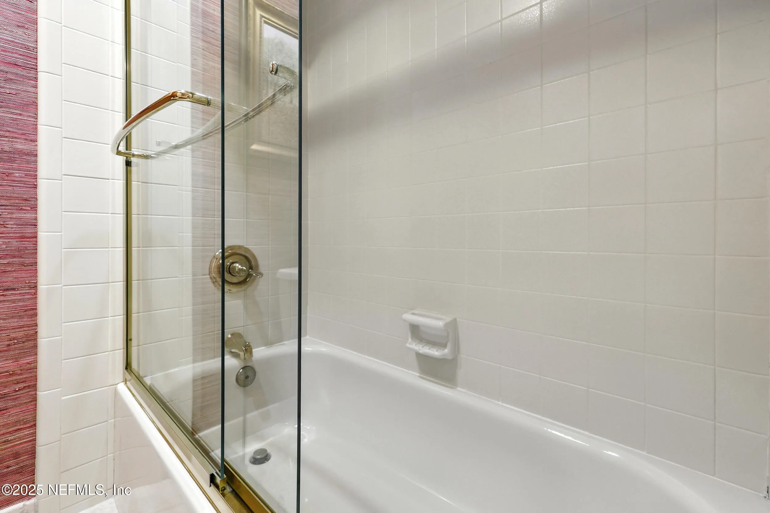 Jacksonville, Florida 32256, United States, 4 Bedrooms Bedrooms, ,4 BathroomsBathrooms,Residential,Pending,185507