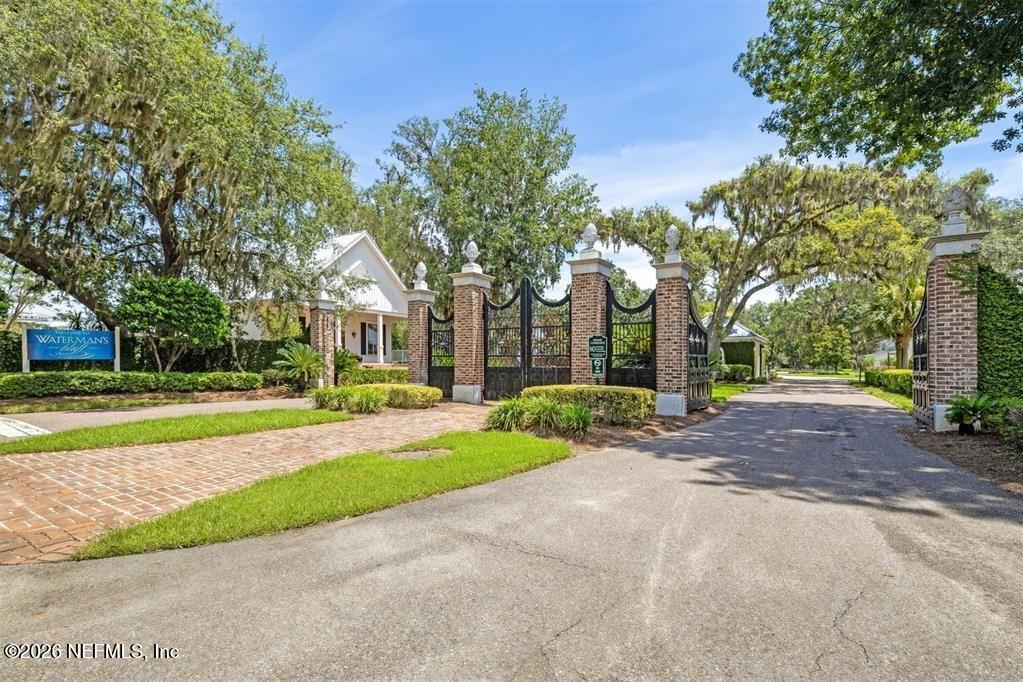 LOT 102 GRANDVIEW Manor