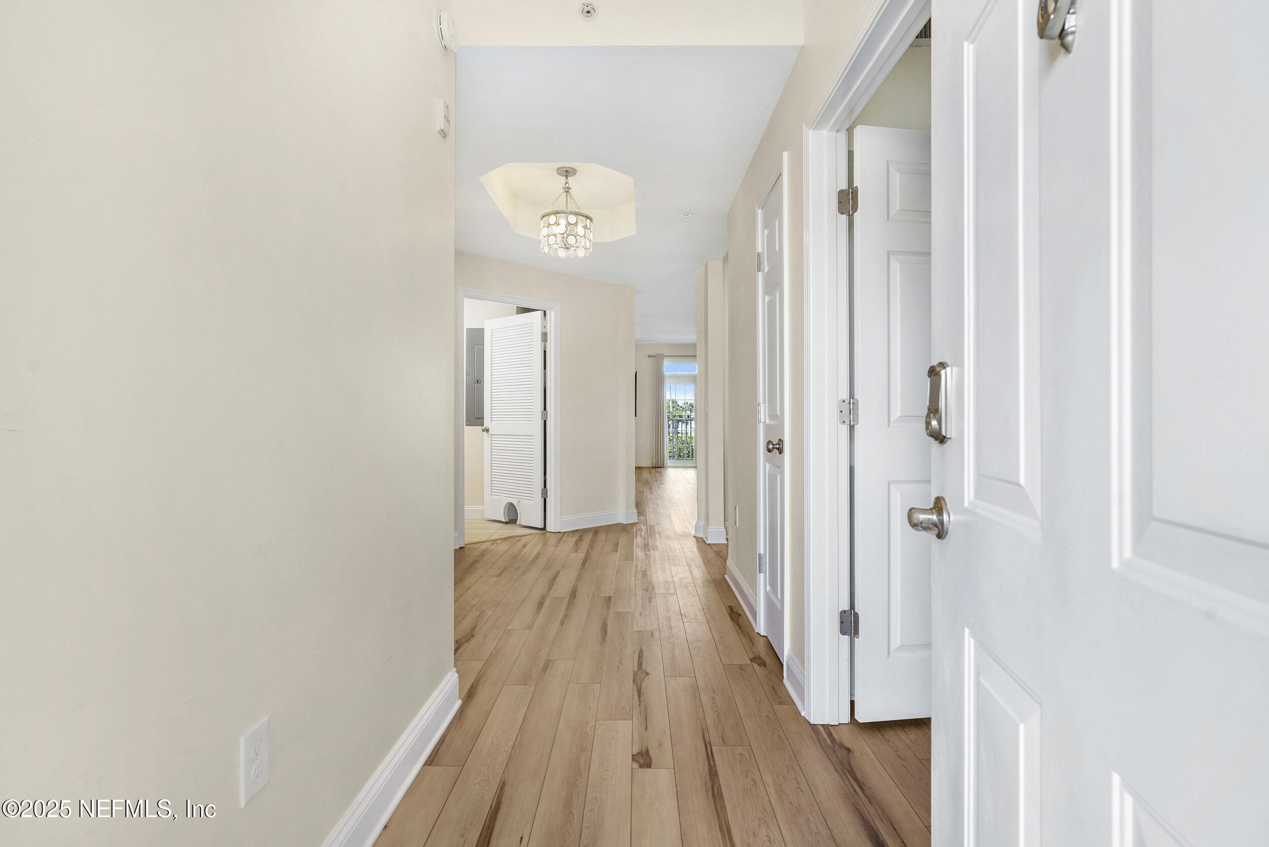 285 ATLANTIS Circle 205