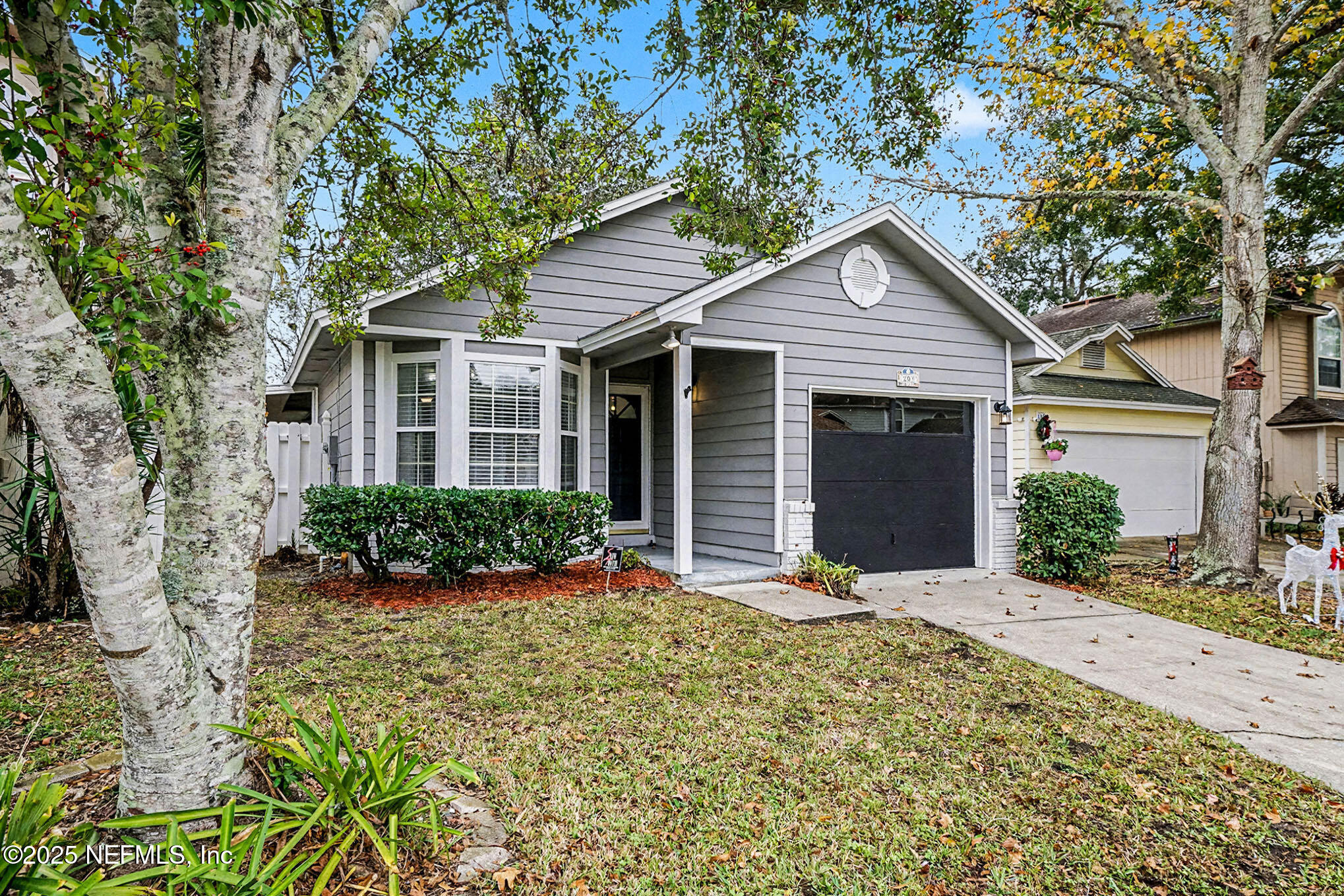 203 SOLANO CAY Circle