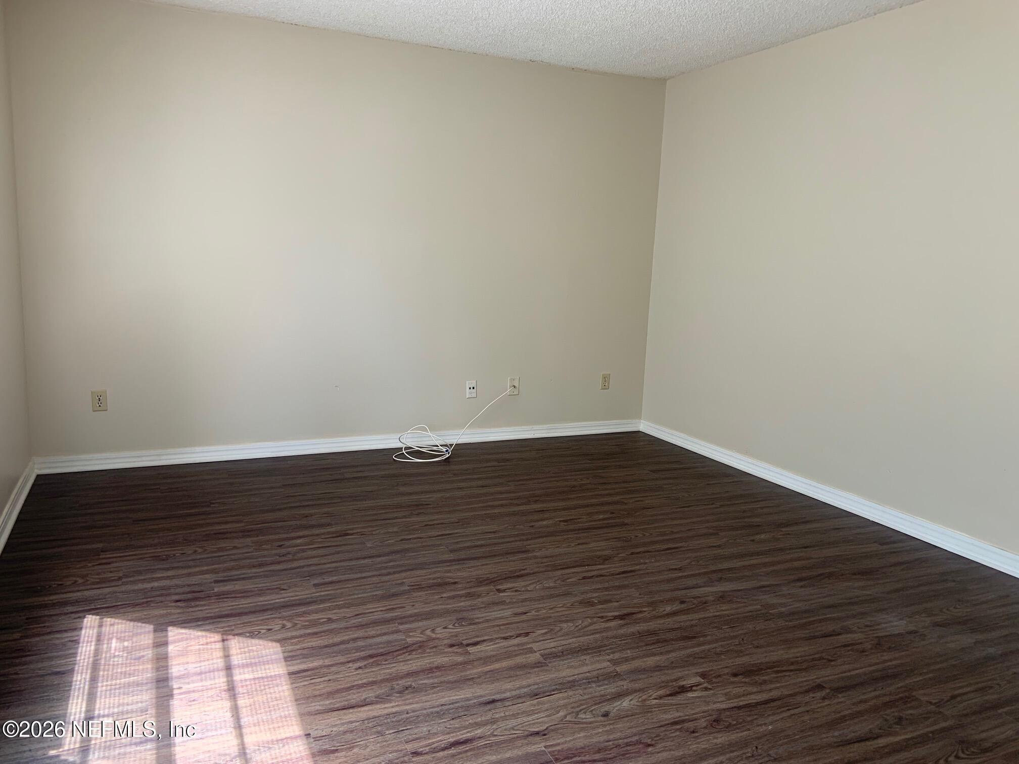 471 LOMBARD Street