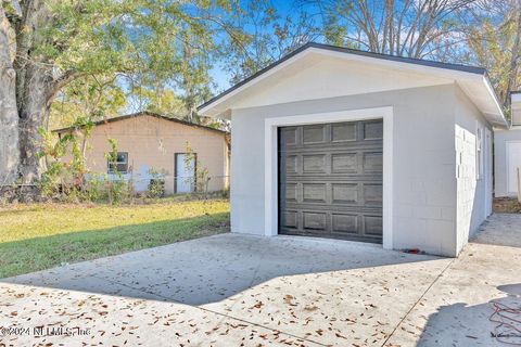 A home in Jacksonville