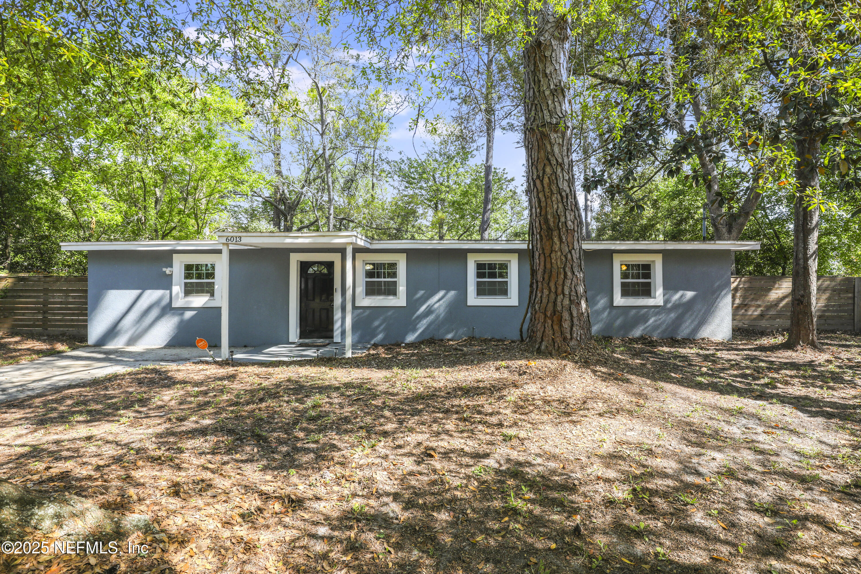 6013 EDGEFIELD Drive