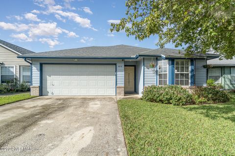 A home in Middleburg