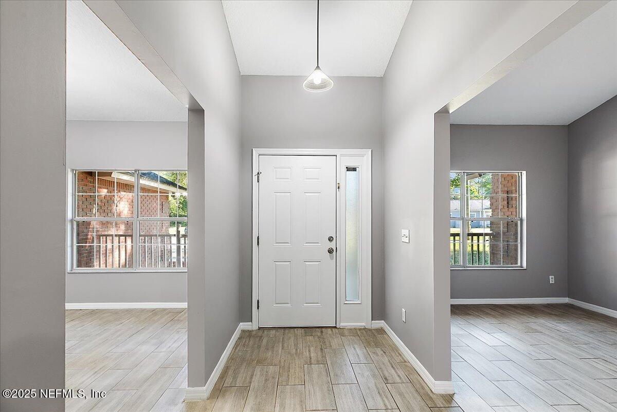 1315 FRUIT COVE Road S