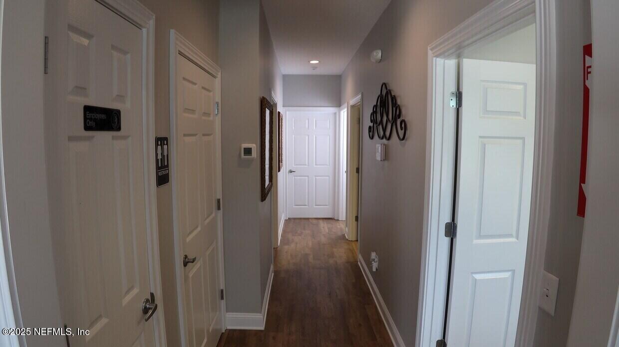 6100 GREENLAND Road 403