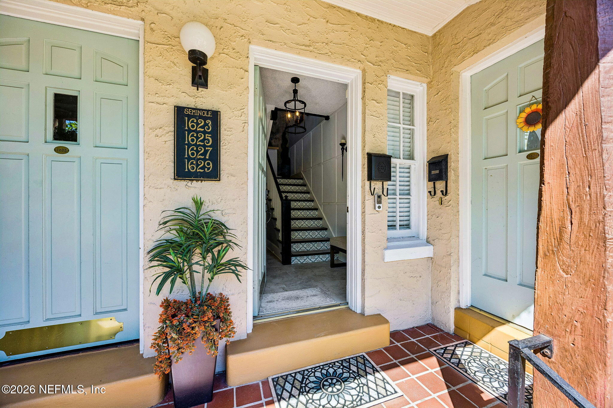 1627 SEMINOLE Road 1627