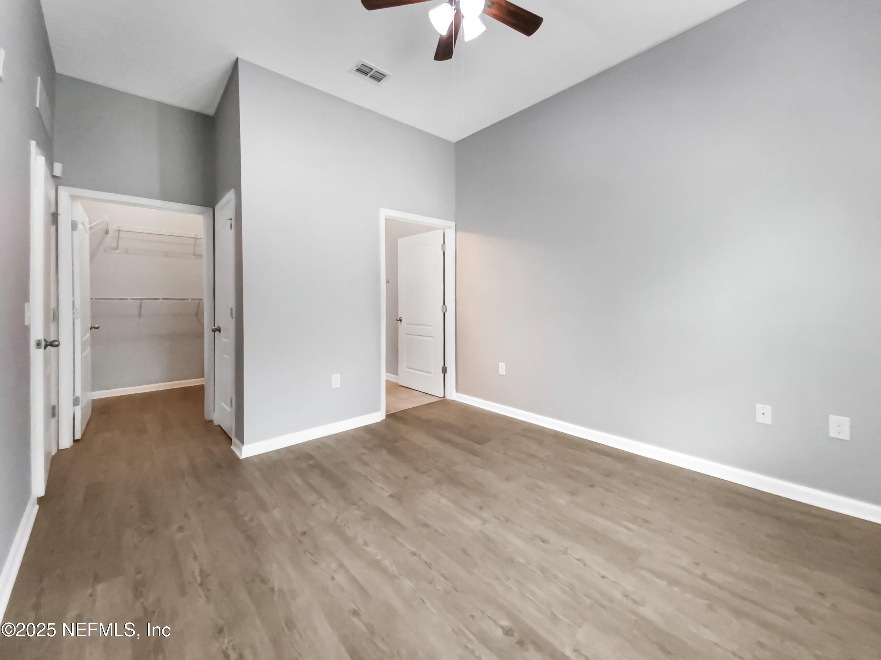 208 LARKIN Place 103