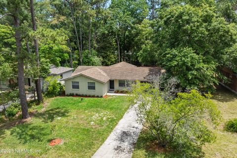 2021 LAKE WEIR Avenue Jacksonville FL 32210