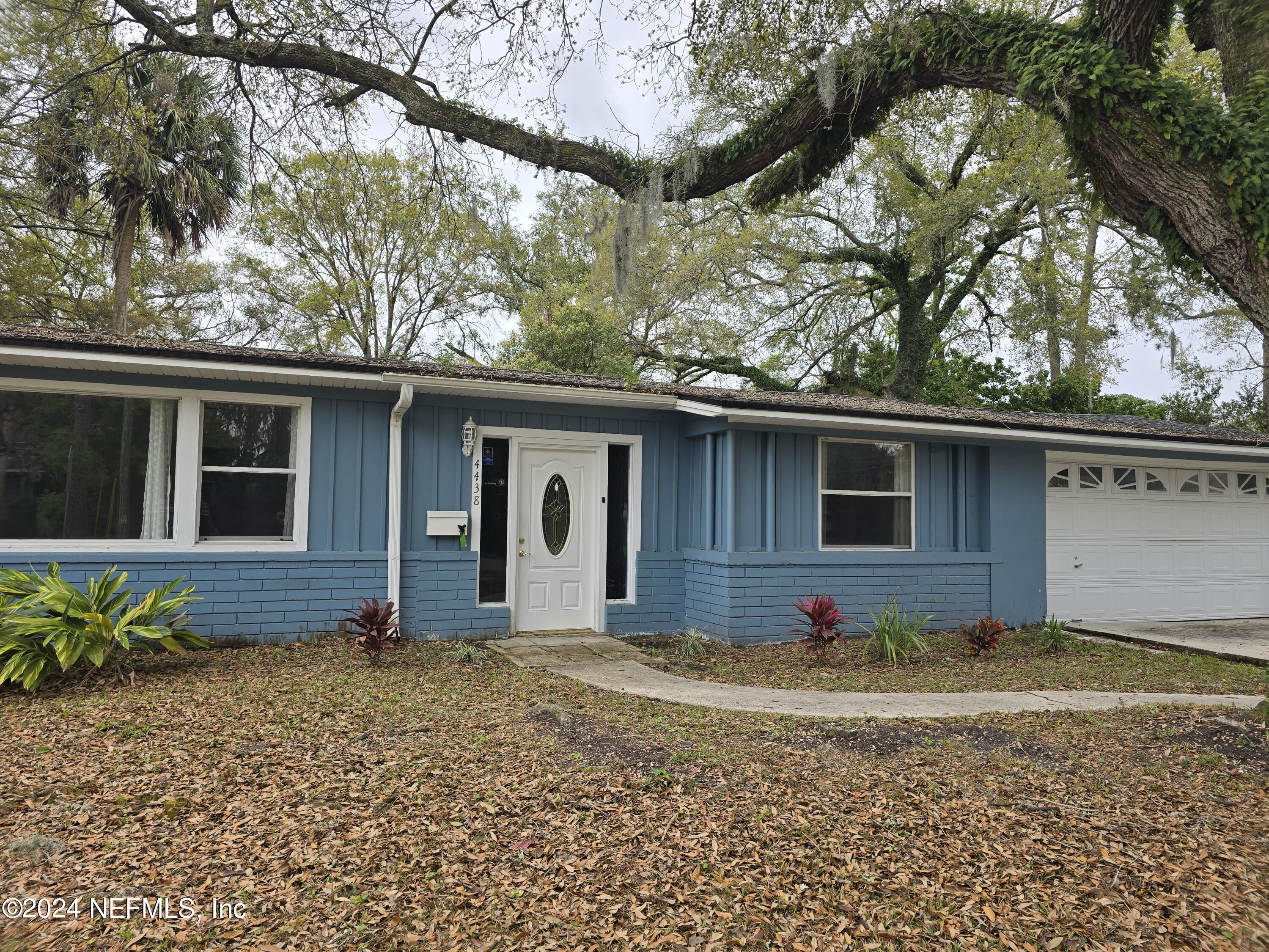 Jacksonville, FL home for sale located at 4438 Water Oak Lane, Jacksonville, FL 32210